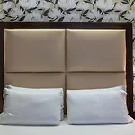 Catone District Hotel