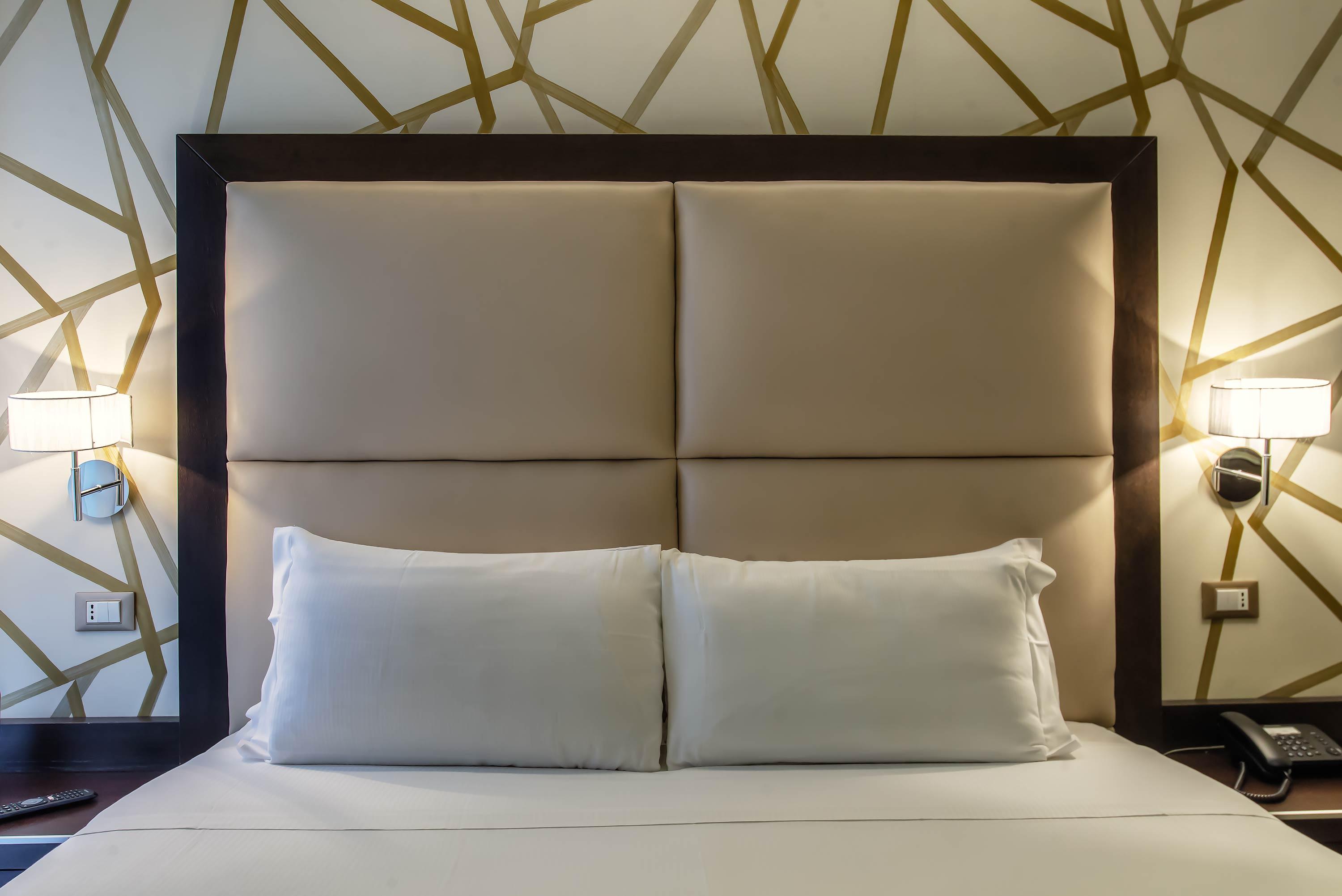 Hotel Catone District 3*