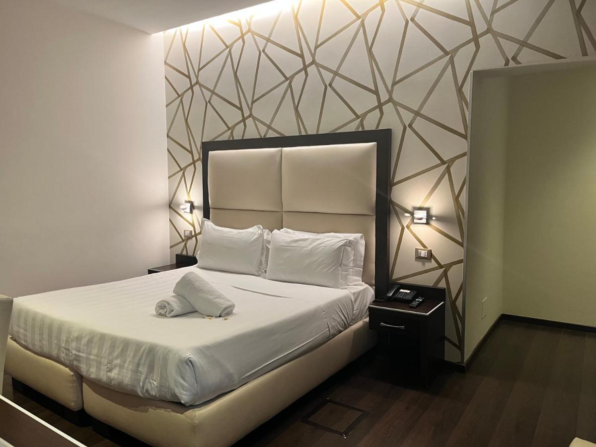 Hotel Catone District 3*