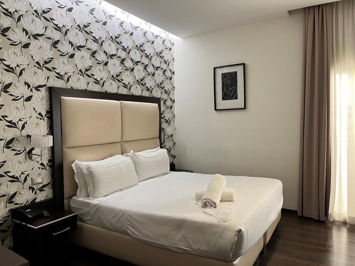 Hotel Catone District 3*