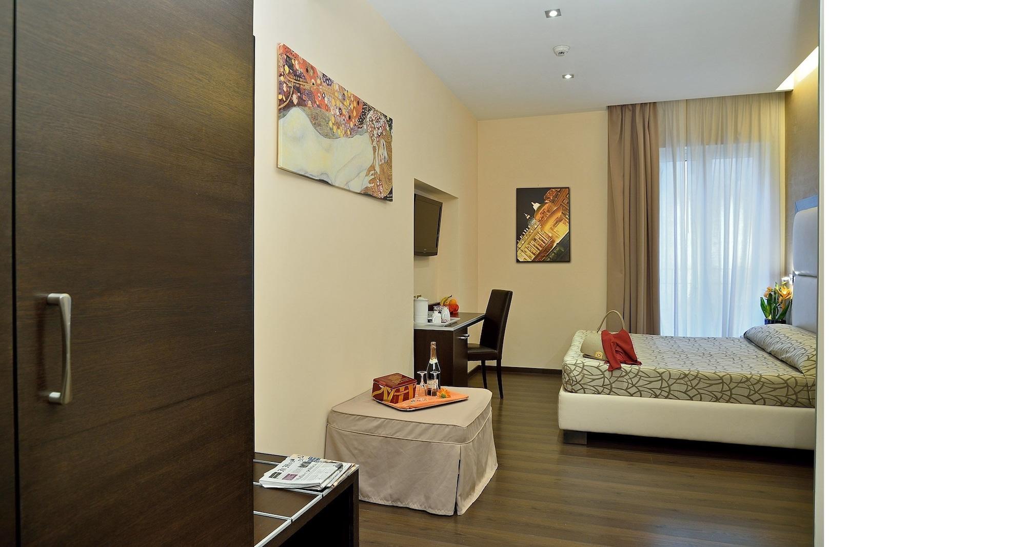Catone District 3* Roma