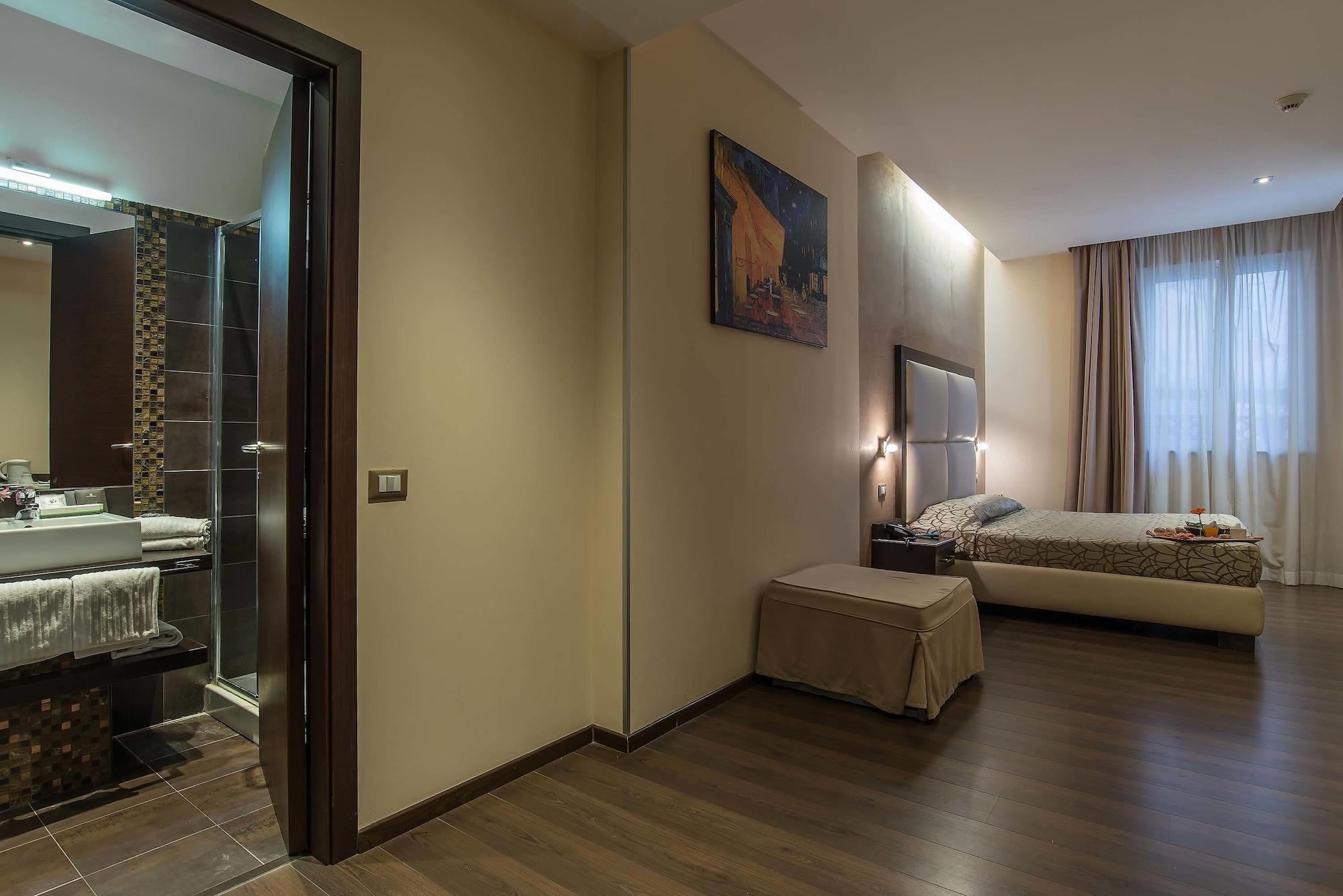 Hotel Catone District