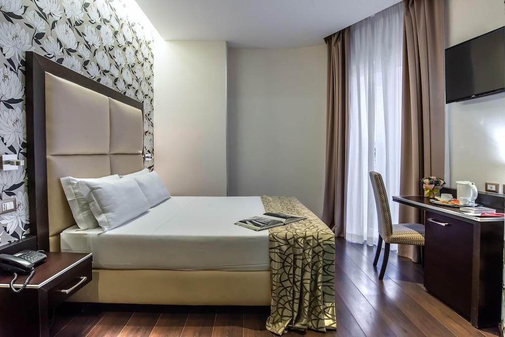 Hotel Catone District